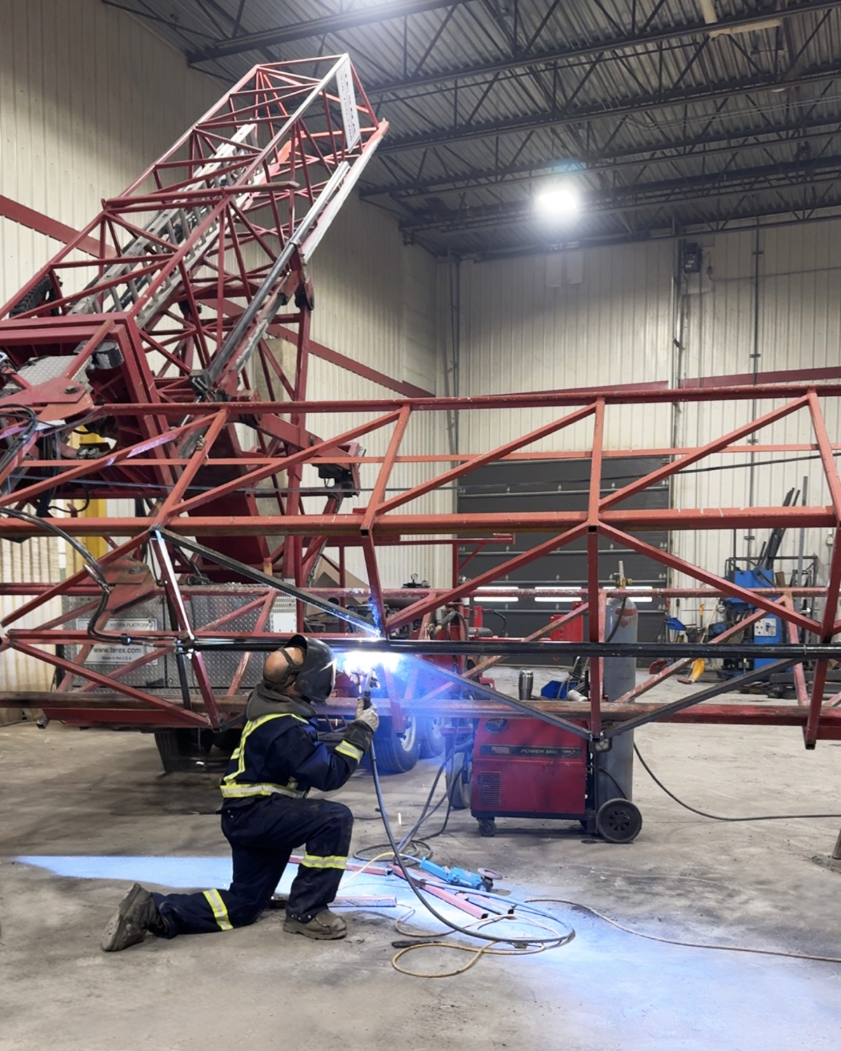 Réparation d&rsquo;une grue d&rsquo;inspection de pont